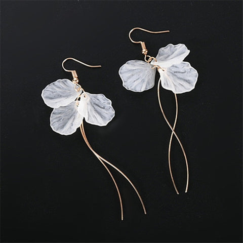 Korean Retro Asymmetric Butterfly Imitation Pearl Earrings Fashion Round Flower Brincos Long Statement Wings Earrings Jewelry