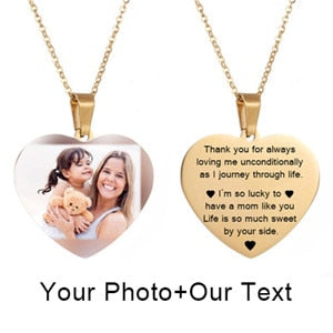 Mothers Day Heart Shape Round Necklace Personalized Nameplate Custom Name Photo Gold Chain Necklace Women Men Customized Jewelry