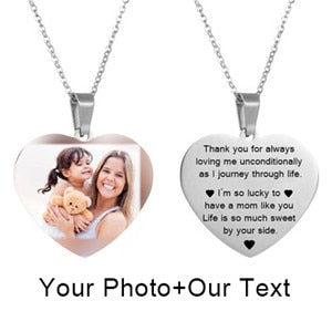 Mothers Day Heart Shape Round Necklace Personalized Nameplate Custom Name Photo Gold Chain Necklace Women Men Customized Jewelry