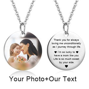 Mothers Day Heart Shape Round Necklace Personalized Nameplate Custom Name Photo Gold Chain Necklace Women Men Customized Jewelry